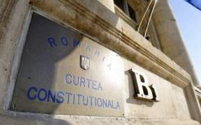 CCR a hotărât că dispoziţiile Legii privind statutul funcţionarului public parlamentar sunt neconstituţionale