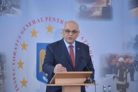 Raed Arafat: "Ministrul Educaţiei să termine cu prostia că pentru a preda trebuie să ai doctorat"
