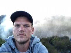 Video tulburător cu Avicii: epuizat, artistul se lupta să își țină ochii deschiși