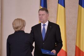 Iohannis i-a cerut demisia premierului Dăncilă: "Îi retrag încrederea. Nu face faţă poziţiei de prim-ministru al României"