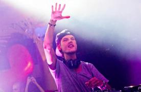 Gestul incredibil făcut de Avicii înainte să moară! Presa din Marea Britanie face noi dezvăluiri despre DJ-ul suedez