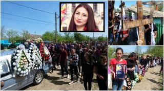 Lacrimi pentru Petronela! Fata ucisă în pădurea din Botoşani, condusă pe ultimul drum de sute de oameni. Imagini sfâşitoare de la înmormântare