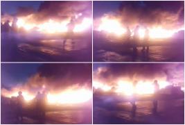 Incendiu devastator la Deva. Un depozit arde cu flăcări uriaşe, un nor gros de fum a acoperit oraşul (Video)