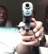 Un bărbat a fost împuşcat în cap, live pe internet, chiar de către o prietenă! Filmarea a ajuns virală (Video şocant)