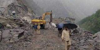 Nouă oameni au murit în urma unei alunecări de teren, în China