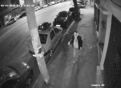 Poliţia Capitalei cere ajutorul oamenilor pentru prinderea piromanului: 'Dacă îl vedeţi, sunaţi la 112' (Video)