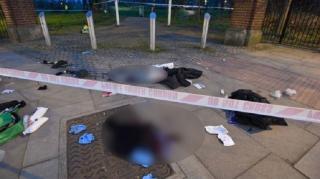 90 de minute de teroare! Şase adolescenţi şi un bărbat de 40 de ani, înjunghiaţi pe străzi în mai puţin de două ore (Video)