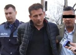 Primele imagini cu piromanul din Bucureşti după ce a fost prins de poliţie. Ce a declarat suspectul