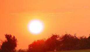 Prognoza meteo ANM pe 8, 9 şi 10 aprilie 2018 în Bucureşti. Cum va fi de Paşte în Capitală