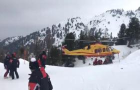 Tragedie în Alpii Italieni. Schiori loviţi de avalanşă în staţiunea Pila, cel puţin doi dintre turişti au murit (Video)