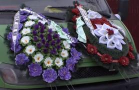 Lacrimi de durere în Neamț la înmormântarea lui Gabriel. Șoferului "microbuzului morții" urma să meargă cu soția la medic pentru a afla dacă va avea fată sau băiat