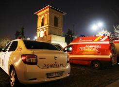 Tragedie în noaptea de Înviere la o biserică din București. Pompierii au încercat să resusciteze un bărbat (Foto)