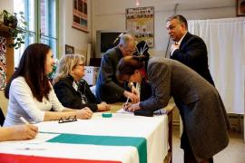 Alegeri parlamentare în Ungaria. Votul s-a încheiat, mai pot vota alegătorii care stăteau deja la cozi