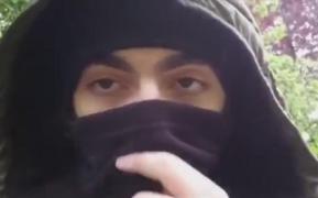 Teroristul în înregistrarea video difuzată de ISIS