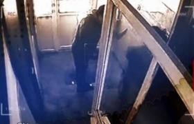 Ieşeanul care a fost atacat cu acid în propria casă, riscă să îşi piardă vederea, din cauza arsurilor grave