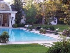 Corpul unui român de 33 de ani a fost găsit într-o piscină, lângă Sevilla