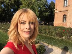Simona Gherghe, prezentatoare TV