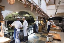 Meniul de la nunta regală. Delicatesele preparate pentru căsătoria anului