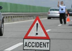 Intervenţie de urgenţă pe autostrada A1. Un şofer beat şi fără permis a făcut prăpăd