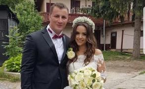 Marian Godină şi soţia sa în rochie de mireasă