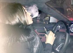 O tânără are peste 350 de amenzi și s-a filmat în timp ce conducea cu 160 de km/h în oraș