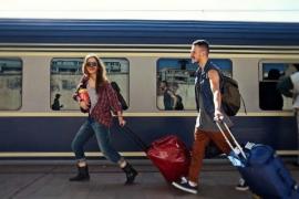 Încep înscrierile pentru românii care vor să călătorească gratuit în Europa! Care sunt condiţiile