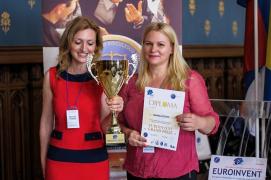 Fundaţia Dan Voiculescu pentru dezvoltarea României a acordat un premiu de 10.000 de lei pentru un proiect inovator în domeniul medicinei