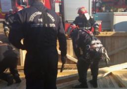 Trei persoane căzute în staţia de epurare de la Însurăţei, din Brăila. Pompierii încearcă să le salveze