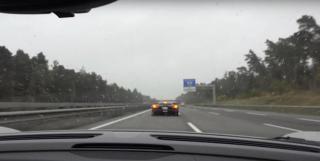 Cursă nebună pe Autostrada Turda-Gilău! Un şofer arab, cu permis de conducere fals, a fost prins "zburând" cu 225 km/h