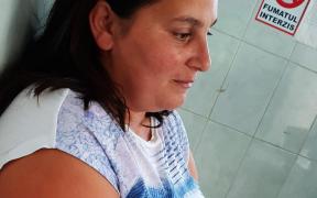 O femeie din Cluj, cu hemoragie internă, a fost ţinută în ambulanţă până ce medicul şi asistenta şi-au terminat cafeaua