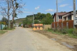 Situație bizară la Iași. Compania de gaze așteaptă să asfalteze primăria strada ca să poată să o spargă