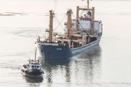 Ambarcaţiune cu zeci de turişti la bord, răsturnată pe Dunăre la Tulcea