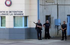 Un român a luat ostatic un gardian, în închisoarea din Franţa unde era închis pentru furt şi de unde urma să fie eliberat peste o lună