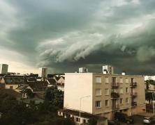 Alertă meteo de fenomene periculoase cu efect imediat. O furtună puternică va lovi în scurt timp mai multe judeţe