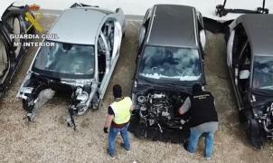 A fost prins românul care conducea cea mai mare reţea de hoţi de maşini de lux din Madrid. Hoţii dispăreau cu maşina în 45 de secunde, apoi o dezmembrau