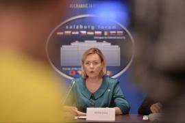 Carmen Dan anunţă patrule ale poliţiei la frontiera cu Ungaria, urmare a accidentului cu 9 români morţi