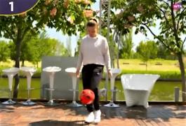 Simona Halep, uluitoare cu mingea de fotbal