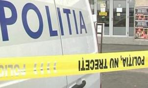 Jaf la o bancă din Cluj. Un individ înarmat a ameninţat angajaţii şi a fugit cu banii