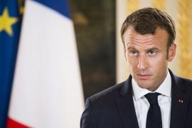 Emmanuel Macron a certat un tânăr care l-a tutuit