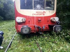 Un tren de călători a deraiat între Reşiţa şi Timişoara, din cauza unei furtuni puternice