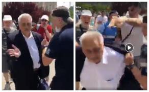 Deputatul PSD Nicolae Bacalbaşa, agresat de protestatari la ieșirea din Palatul Parlamentului. Oamenii l-au urmărit până la metrou, strigând "Hoţii" (Video)