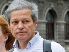 Dacian Cioloş la un eveniment al  Platformei Romania 100