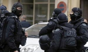 Un puşti de 15 ani acuzat de terorism, săltat de DIICOT! Băiatul ar fi plănuit atentate teroriste