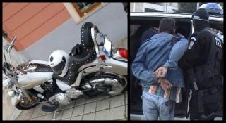 Un motociclist a lovit un poliţist, apoi a intrat cu viteză printre pietoni în Piaţa Sfatului din Braşov. Bărbatul a filmat întreaga grozăvie