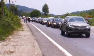 Coadă de maşini pe DN1