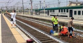 Gestul inuman făcut de un tânăr, când a găsit o femeie agonizând pe şinele de tren după ce a fost lovită de o locomotivă