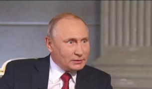 Vladimir Putin în timpul interviului pentru televiziunea publică din Austria