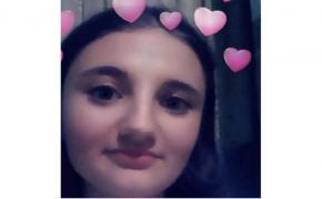 Alina, o fată de 13 ani, a dispărut fără urmă din Călugăreni. Fata a fost văzută ultima dată într-un autobuz de navetiști. Poliția și familia cer ajutor