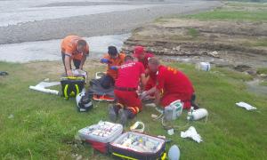 Doua surori din Suceava au murit inecate in raul Moldova