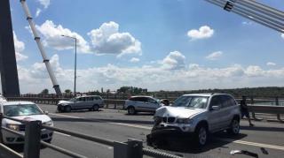 Accident în lanţ pe podul de la Agigea, cu 7 maşini